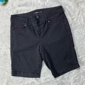Torrid Black Bermudas Jeans Shorts